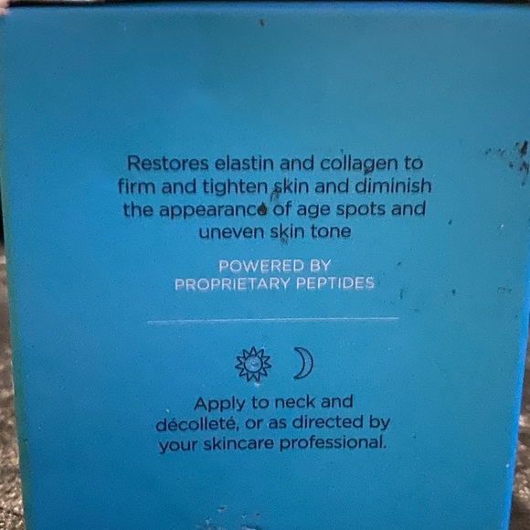 NeoCutis Neo firm Neck - Picture 2 of 3